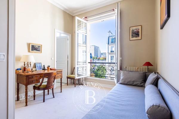Paris 17ème, Appartement 2 Chambres -  113 m² à vendre