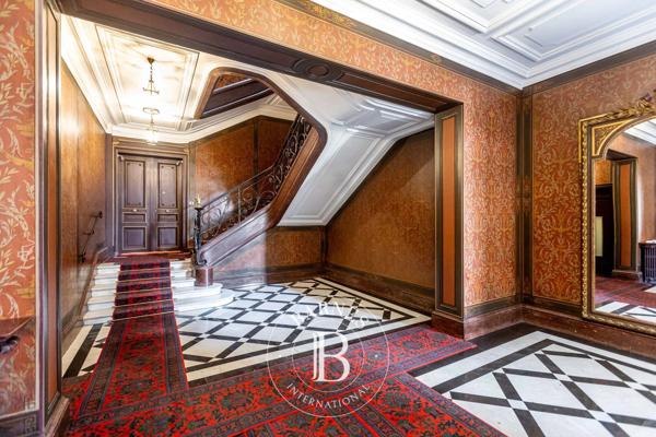 Paris 17ème, Appartement 2 Chambres -  113 m² à vendre
