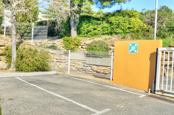 La Ciotat (13600) T2 avec Terrasse & Piscine – Opportunité Rare à La Ciotat