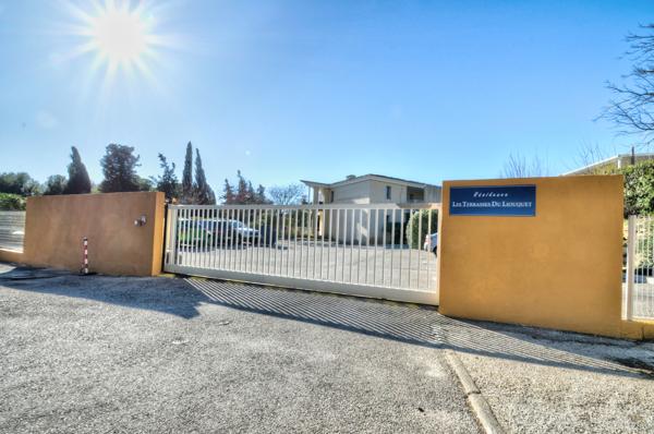 La Ciotat (13600) T2 avec Terrasse & Piscine – Opportunité Rare à La Ciotat