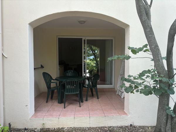 MALLEMORT - Appartement 2 pièces 28 m2 - coeur de village - golf -