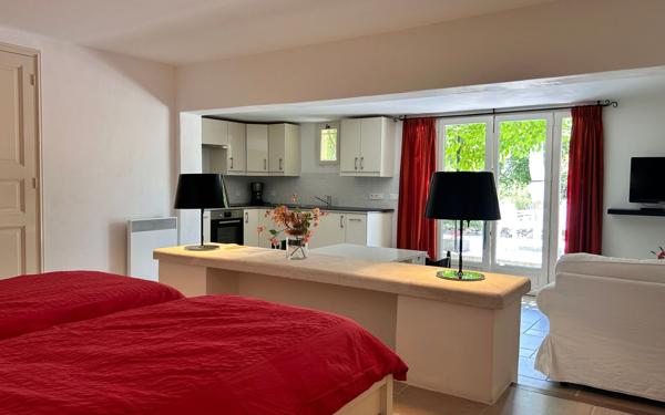 Maison à vendre    7 pièces •  Montbrun-les-Bains