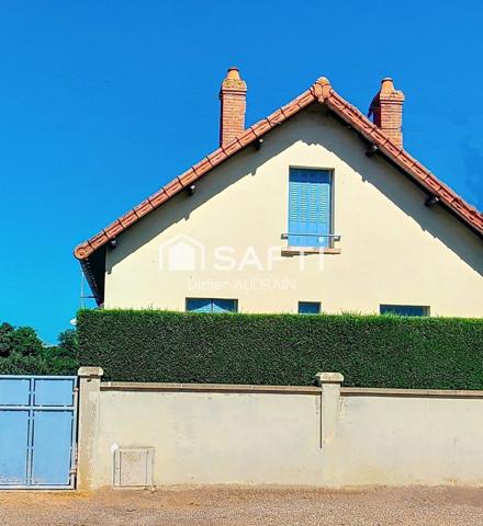 Maison très lumineuse avec Terrain arboré et clos