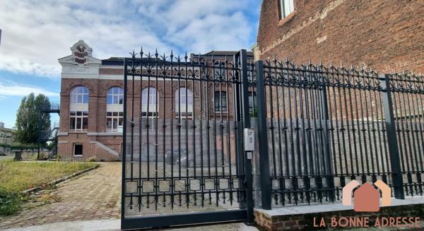 Immeuble rénové 3 lots