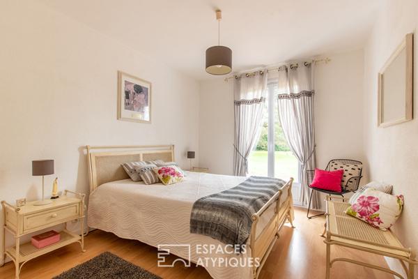 Propriété familiale et lumineuse au calme avec vaste parc arboré