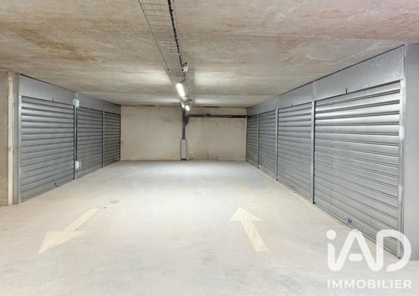 Parking à vendre 65 m² Paris 19