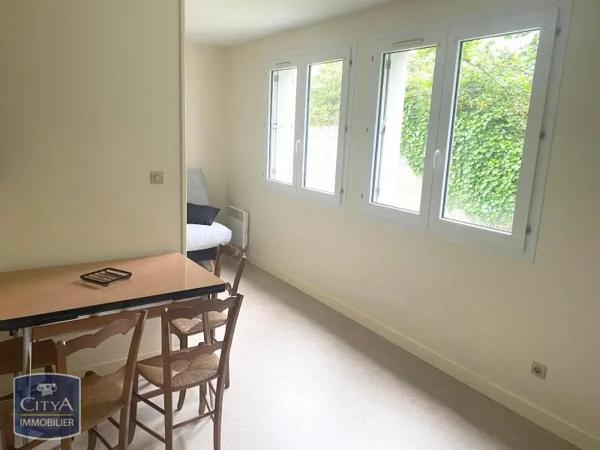 Appartement à louer 1 pièce 17.7m² Niort (79000)