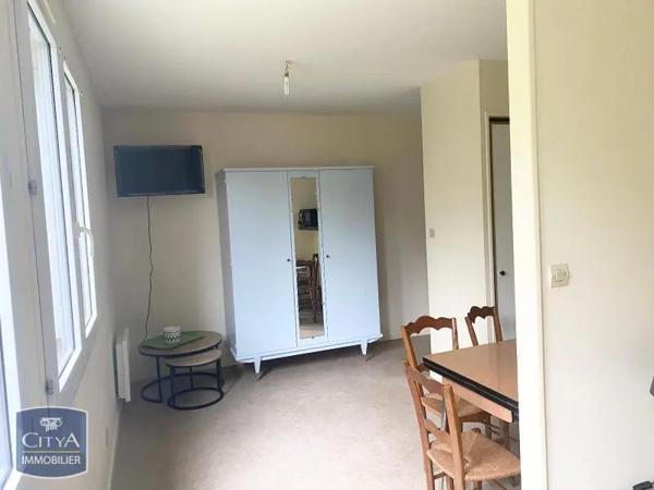 Appartement à louer 1 pièce 17.7m² Niort (79000)