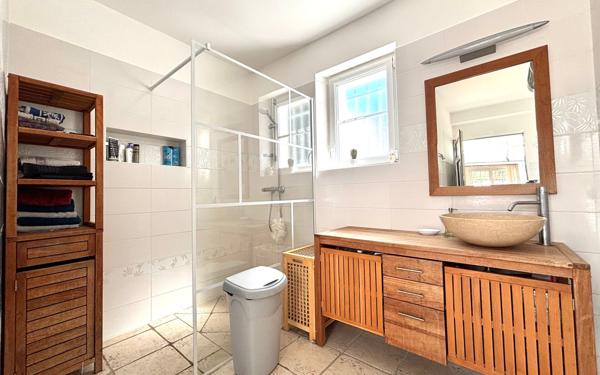 Maison à vendre    5 pièces •  Saint-Georges-d'Oléron