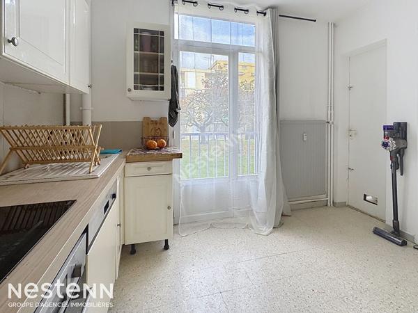 Appartement T2 loué avec balcons - résidence calme Brignoles