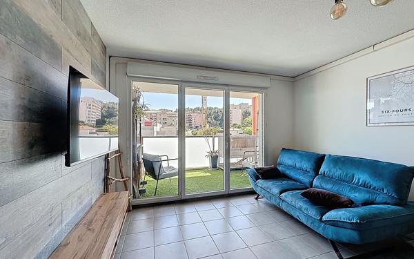 Appartement à louer    3 pièces • 69 m2 La Seyne-sur-Mer