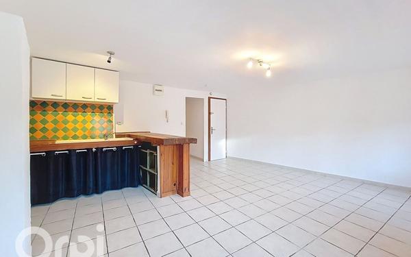 Appartement à vendre    2 pièces • 45 m2 Le Beausset