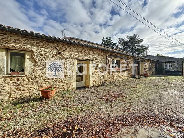 Achat maison près de STE VERGE - 15 pièce(s) - 1487 m² - 1 100 540 €