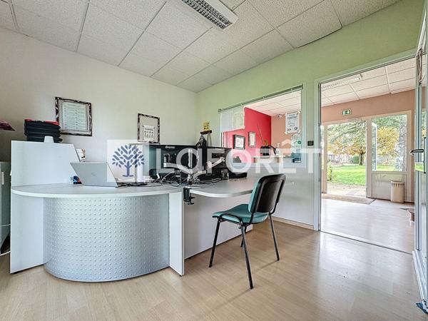 Achat maison près de STE VERGE - 15 pièce(s) - 1487 m² - 1 100 540 €