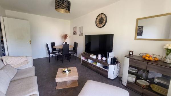 APPARTEMENT T3 DE 57 M² AVEC BALCON OUEST & PARKING ? POUR INVESTISSEUR (VENDU OCCUPÉ)