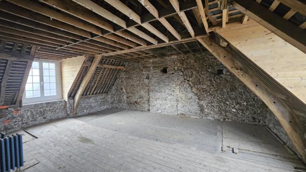 Saint-Malo (35400) Malouinière en cœur de ville, cadre calme et proche de tout, à réhabiliter.