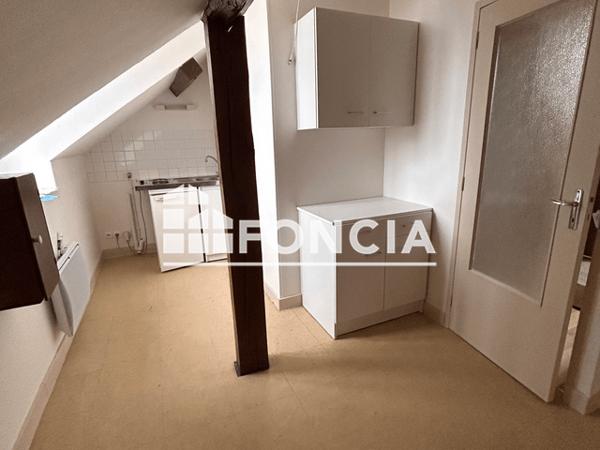 Location Studio 19.55 m² - 7 RUE DE LA COLOMBIERE Dijon 21000