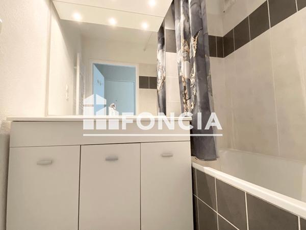 Location Appartement meublé 2 pièces 37.7 m² - 2 RUE DU COMTE EMMERY Metz 57070