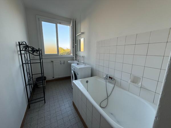 APPARTEMENT MEUBLE 2 CHAMBRES