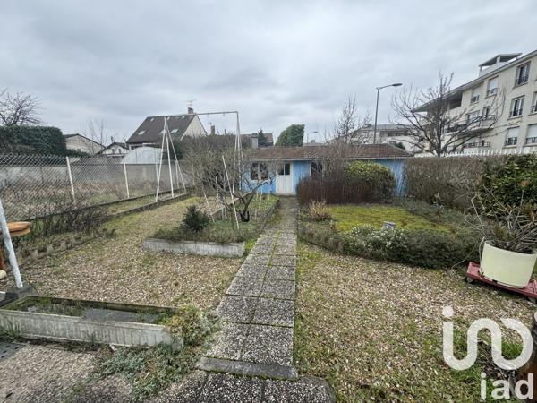 Maison traditionnelle 5 pièces de 82 m² à Le Blanc-Mesnil (93150)