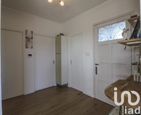 Maison 5 pièces de 130 m² à Cagnes-sur-Mer (06800)