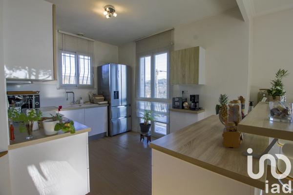 Maison 5 pièces de 130 m² à Cagnes-sur-Mer (06800)