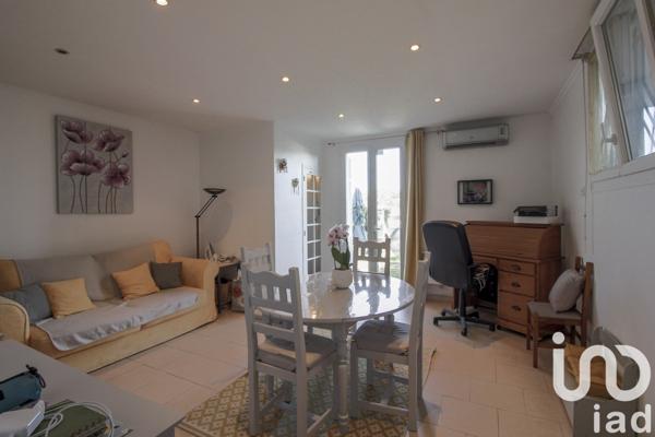 Maison 5 pièces de 130 m² à Cagnes-sur-Mer (06800)