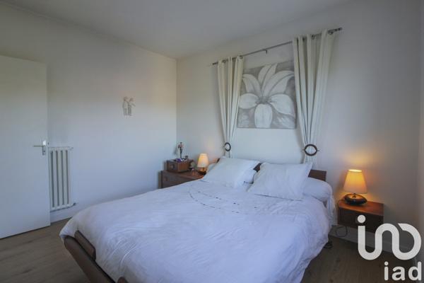 Maison 5 pièces de 130 m² à Cagnes-sur-Mer (06800)