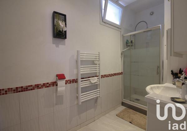 Maison 5 pièces de 130 m² à Cagnes-sur-Mer (06800)