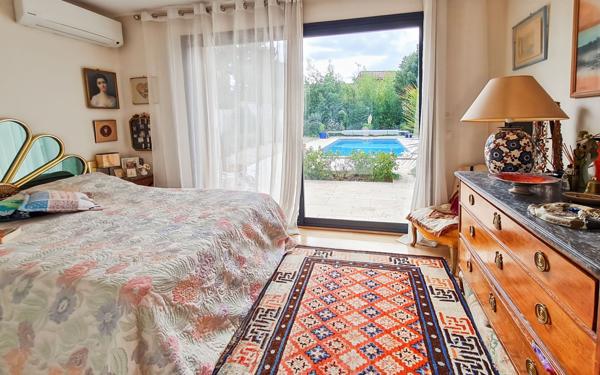 Maison à vendre    5 pièces •  Villeneuve-lès-Avignon