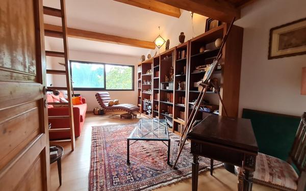 Maison à vendre    5 pièces •  Villeneuve-lès-Avignon