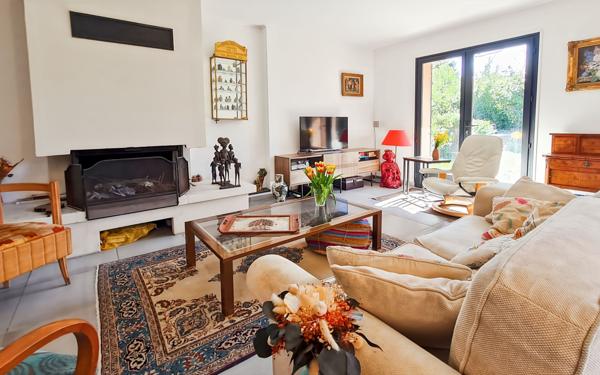 Maison à vendre    5 pièces •  Villeneuve-lès-Avignon