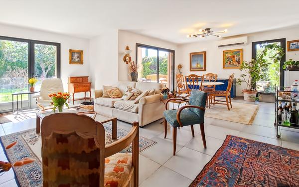 Maison à vendre    5 pièces •  Villeneuve-lès-Avignon