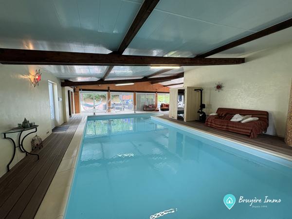 Plain pied avec piscine rue prisé !!