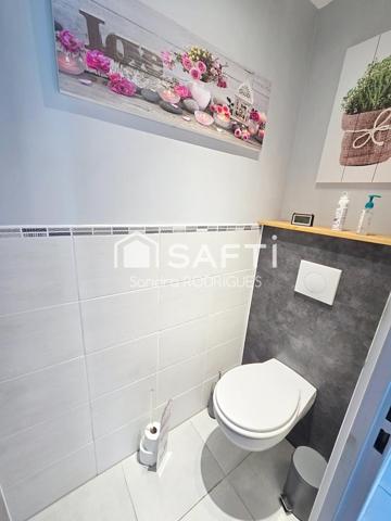 Pavillon construit sur sous sol complet, 5 pièces à la campagne à 8 min de Saint-Quentin sans aucun travaux à prévoir.