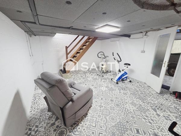 Pavillon construit sur sous sol complet, 5 pièces à la campagne à 8 min de Saint-Quentin sans aucun travaux à prévoir.