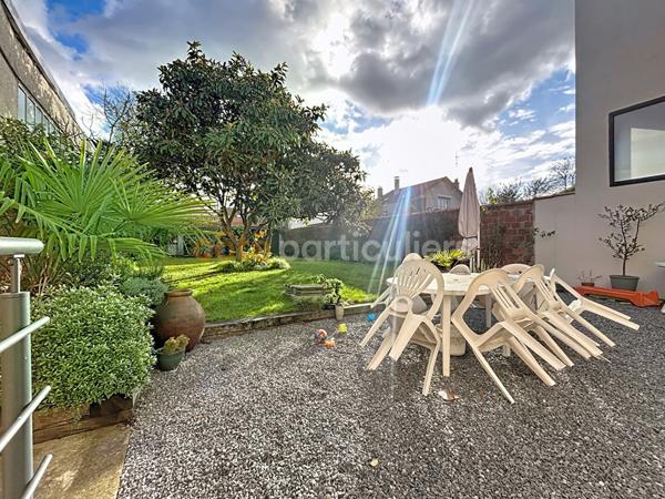 Vente Maison80 m² - 4 Pièces - SAINT MAUR DES FOSSES (94100)