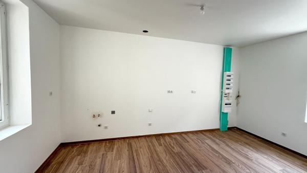 Noailles proche.... Maison 6 pièces, Salon-Séjour, 4 chambres, Jardin, Dépendance