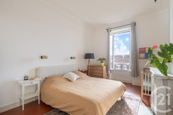 Appartement F6 à vendre  6 pièces - 145 m2 MARSEILLE - 13005