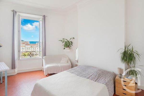 Appartement F6 à vendre  6 pièces - 145 m2 MARSEILLE - 13005