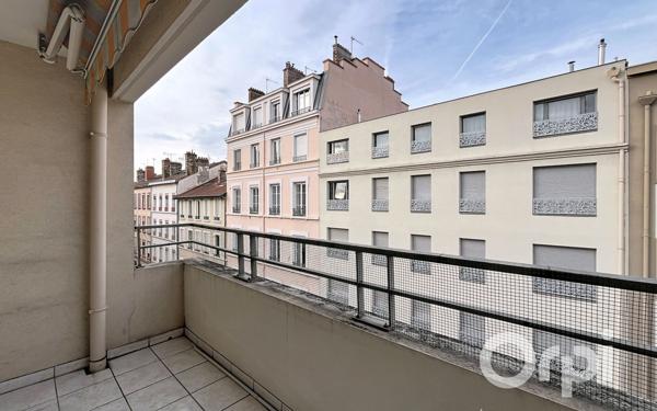 Appartement à louer    3 pièces • 73 m2 Villeurbanne