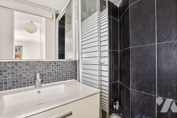 Charmant studio aux Batignolles