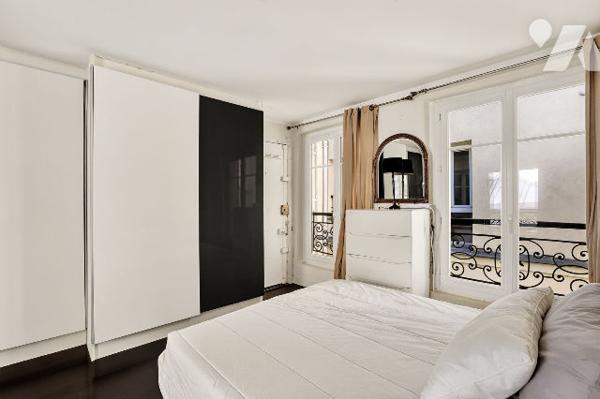 Charmant studio aux Batignolles