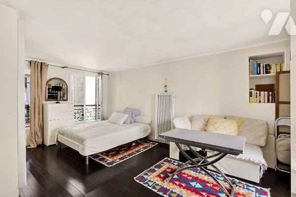 Charmant studio aux Batignolles