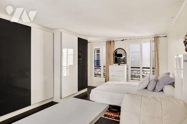 Charmant studio aux Batignolles