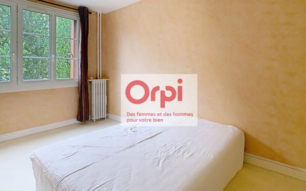 Appartement à vendre    2 pièces • 46,88 m2 Issy-les-Moulineaux