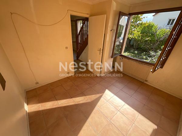 Maison Houilles 75 m2 / 2 chambres / séjour-cuisine 39m2 / SDE /301m² de terrain