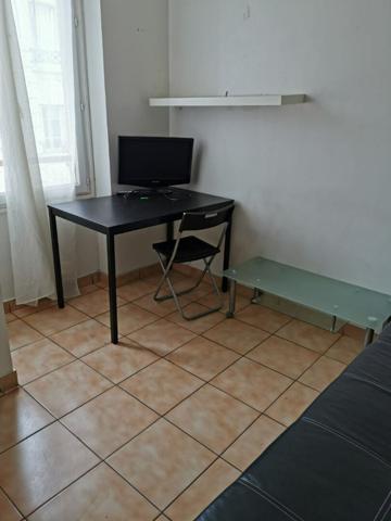 Studio Puteaux 1 pièce(s) 15.77 m2