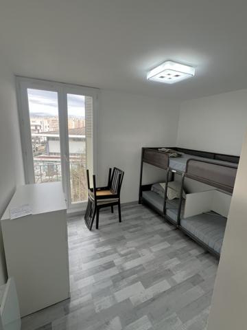 Marseille (13010) Marseille 10ème " Appartement de type 3 meublé "