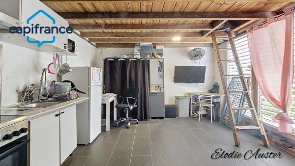 Lot de 3 studios et 1 local commercial Le RAIZET 9% de rentabilité